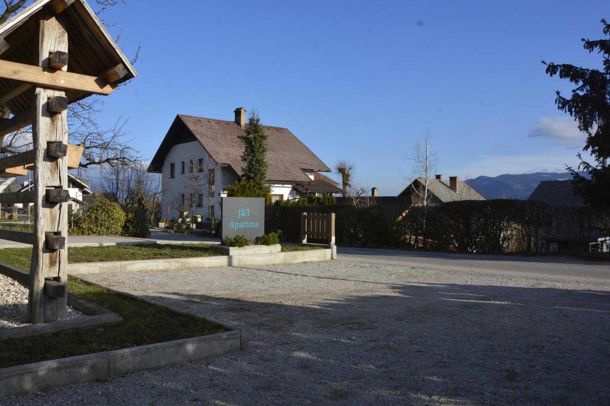 JT Apartma Bled Bagian luar foto